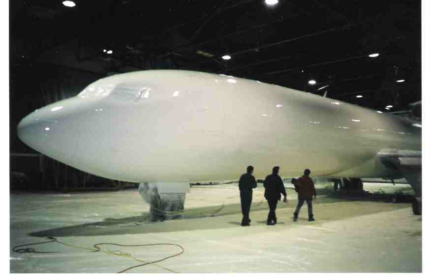 Avion peint 001.jpg